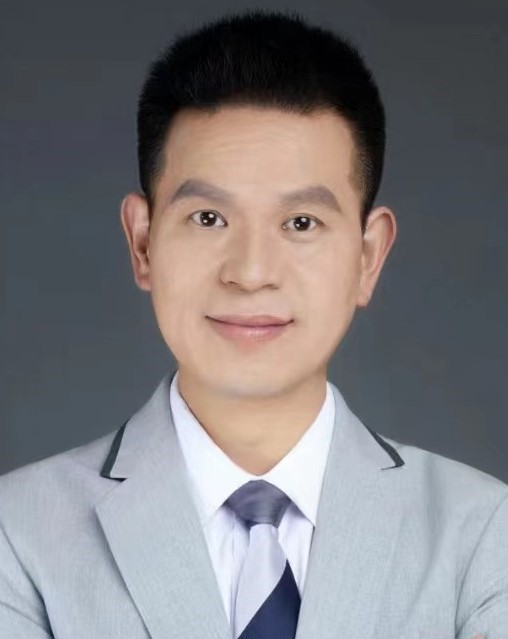 黄翔东